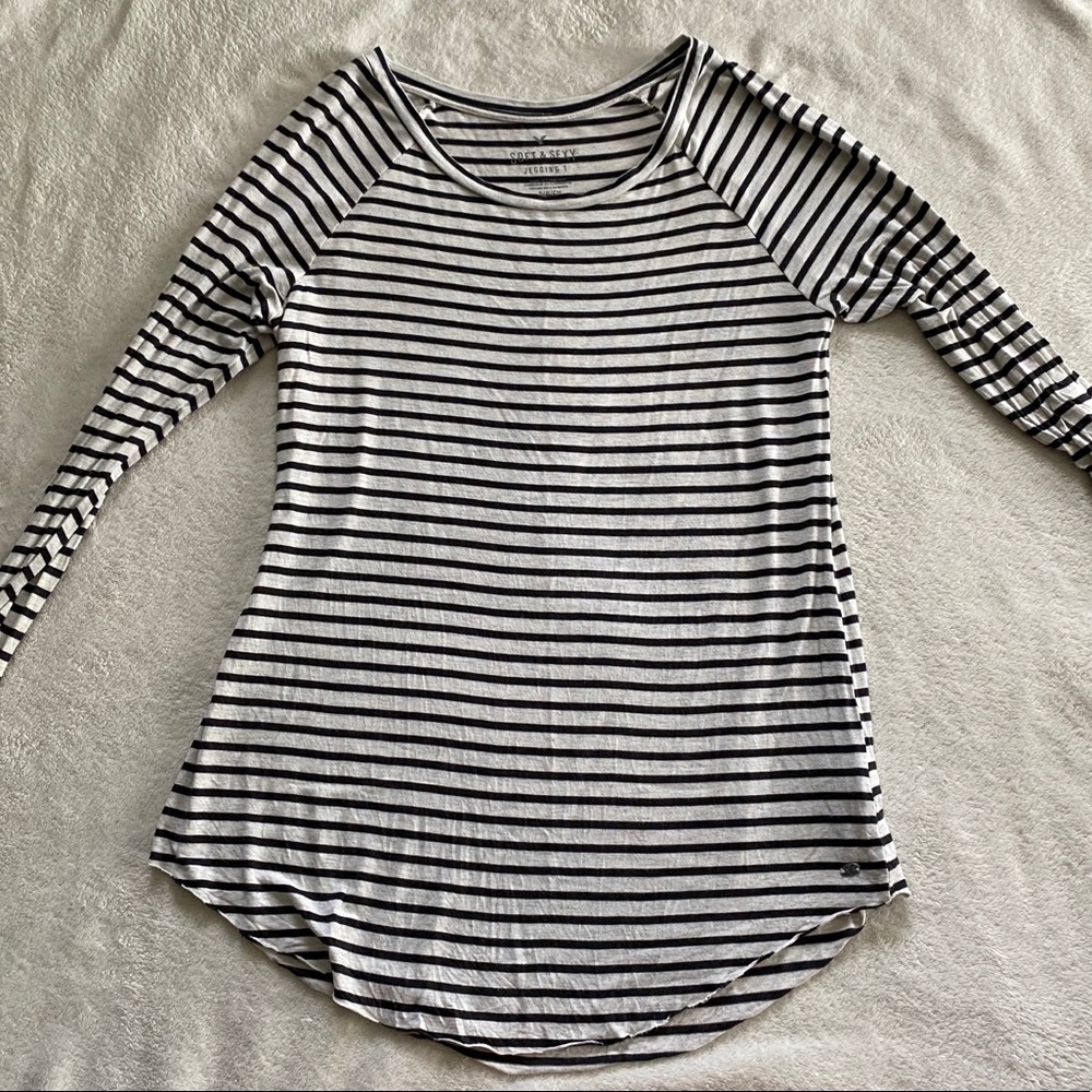 AEO striped long sleeve shirt
